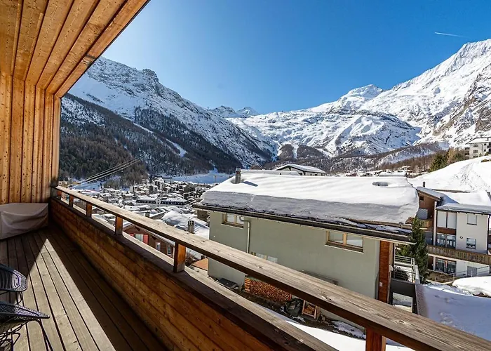 アパート Luxury Panorama Tola *